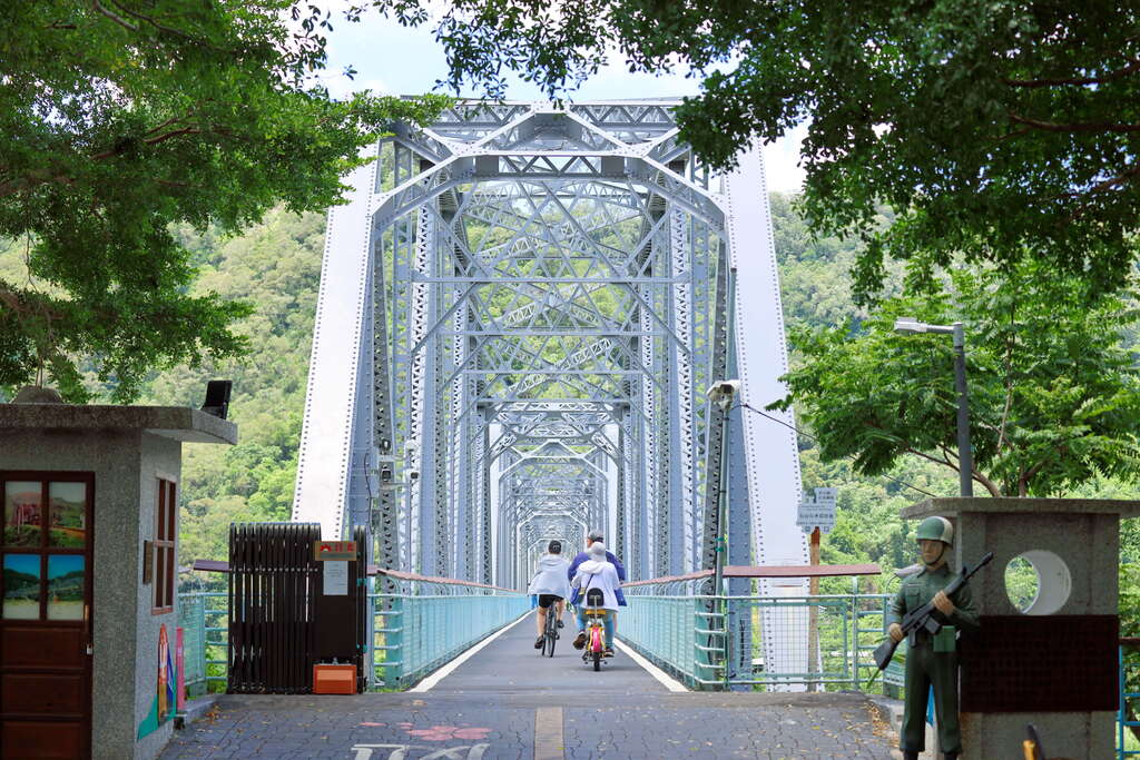 后豐鐵馬道花梁鋼橋