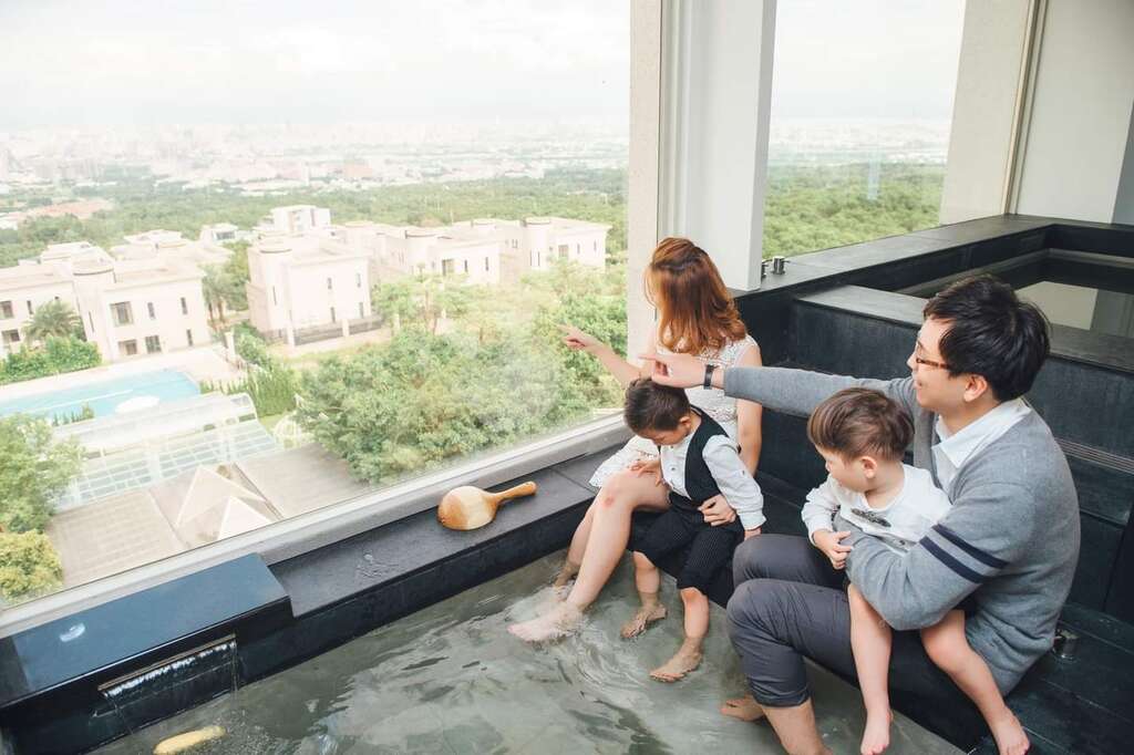 烏日温泉-清新温泉ホテルより