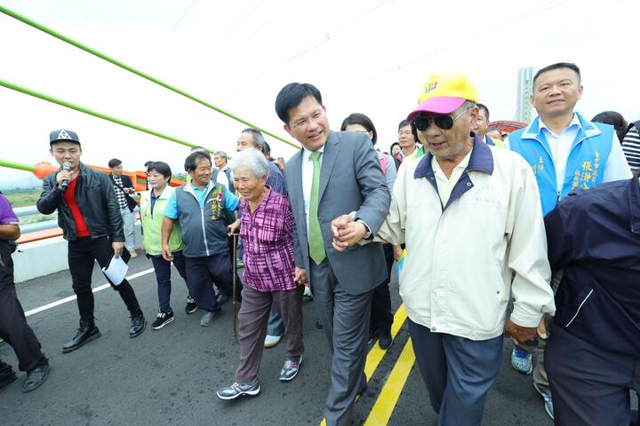 中市溪尾大桥通车 林市长：缩短城乡差距、促进区域均衡发展