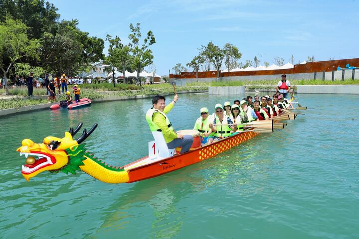 台中史上首次龙舟赛登场 林市长：打造软埤仔溪花博钻石级公园