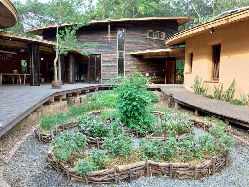 钻石级低碳认证 后里森林园区「四口之家」永续自然