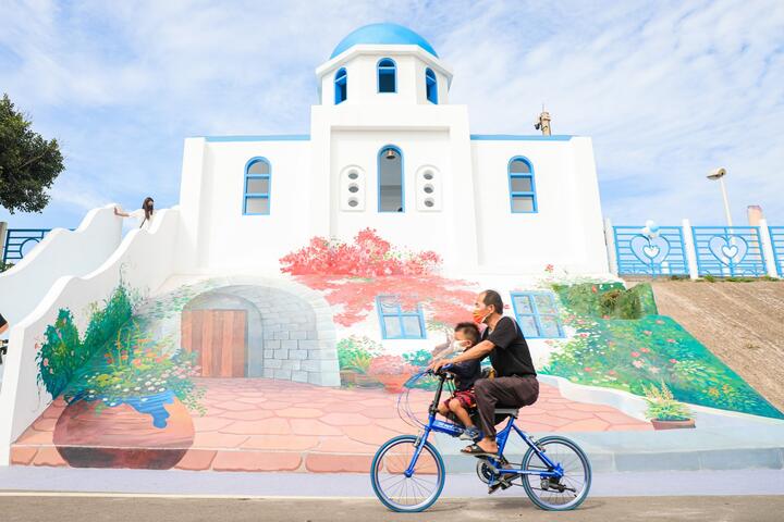 卢市长欢迎民众来旅游-骑脚踏车-感受浪漫地中海风情