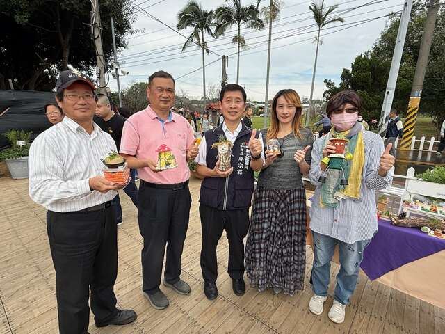 泥香草庄以艾草香茅制成造型蚊香的diy产品_0