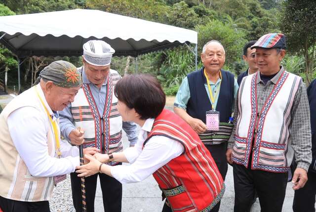 line_album_視察雪山坑步道環山線_251127_6