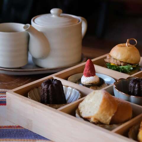 甜点师傅是延揽自知名五星饭店