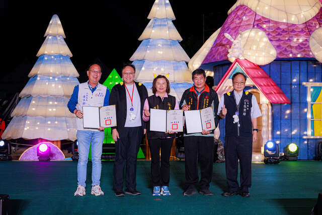 本次由各企業攜手打造璀璨燈海