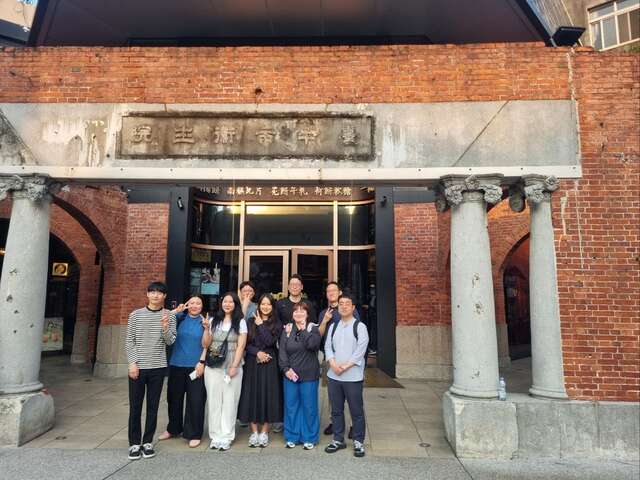 踩線團參訪歷史建築之觀光亮點宮原眼科