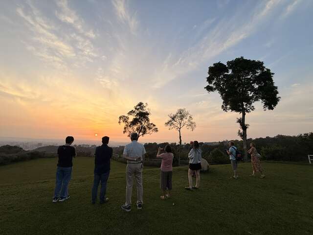 德國訪團在台中流星花園住宿並欣賞美麗夕陽