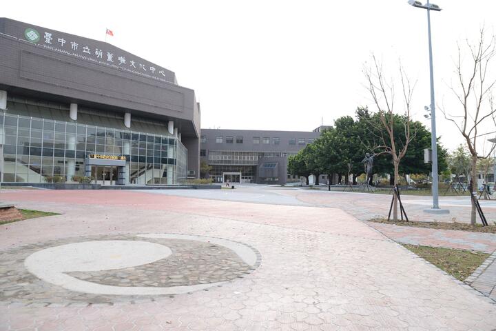 葫蘆墩文化中心-地板