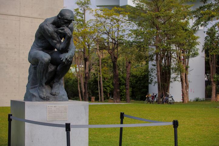 亚洲大学现代美术馆-雕像
