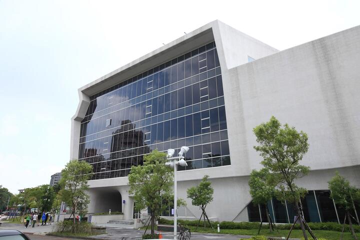 National Library of Public Information (NLPI)