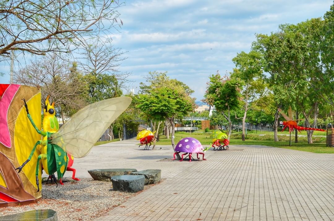 ⠀⠀⠀⠀⠀⠀⠀⠀⠀⠀⠀⠀
豐原的葫蘆墩公園出現蟲蟲家族（?！
2020台灣燈會動物狂歡嘉年華的燈組，有一部分將在葫蘆墩公園展出至五...