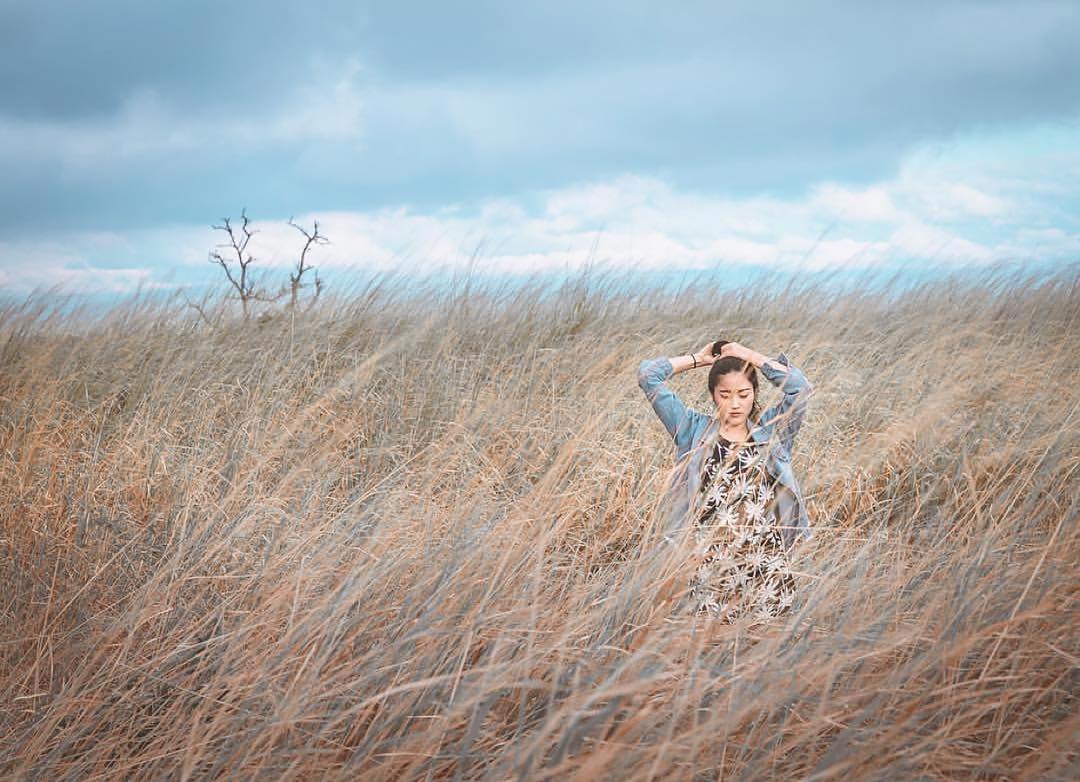 冷冷的天，冬天的感覺終於來了～
-
感謝  @luckyusername_portrait 分享
那草原的蕭瑟
有我

麻豆: @...