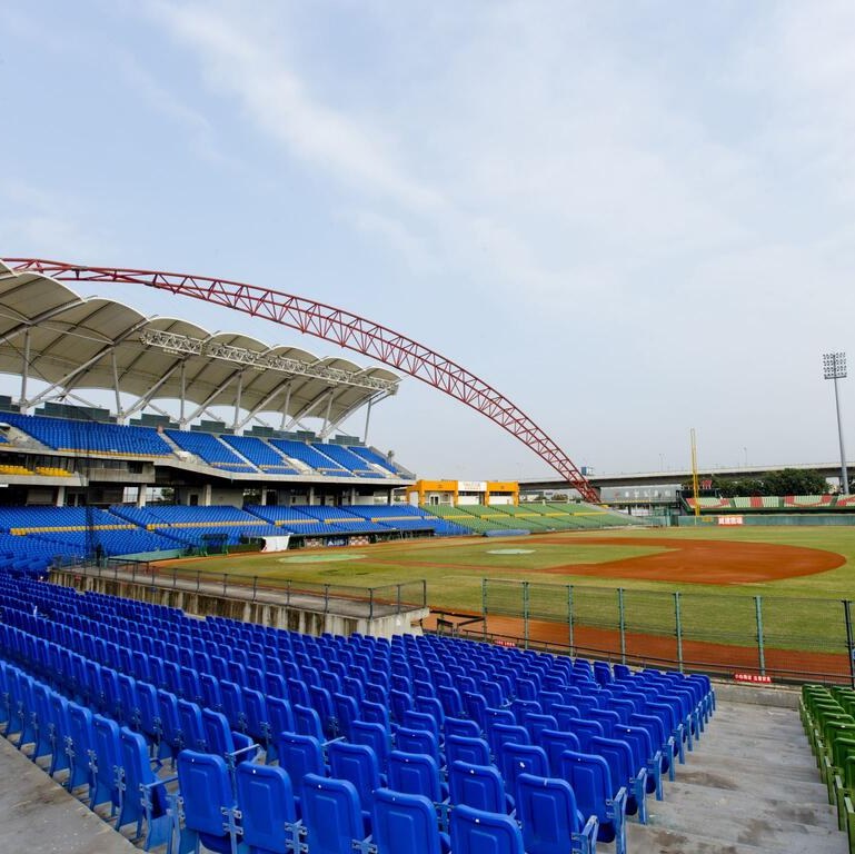 台中棒球魂巡禮🔥熱血揮棒瞬間,都藏在這些台中角落