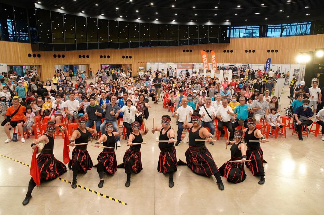 \ #2023世界自行车日 中部场千人共骑 /