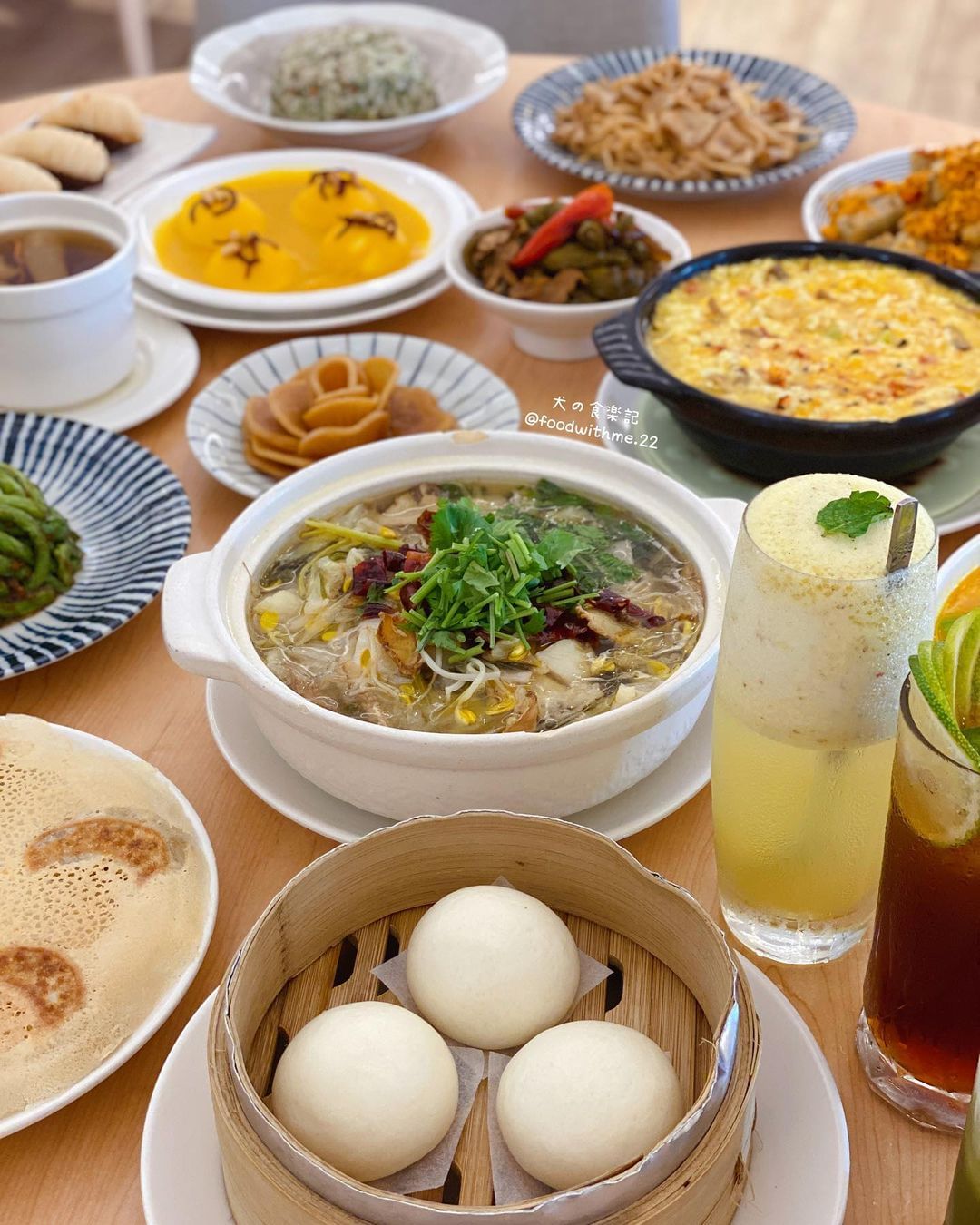 素食也能吃得新潮、有創意！趁著國際素食日走訪台中蔬食餐廳，品嚐超越想像的好滋味