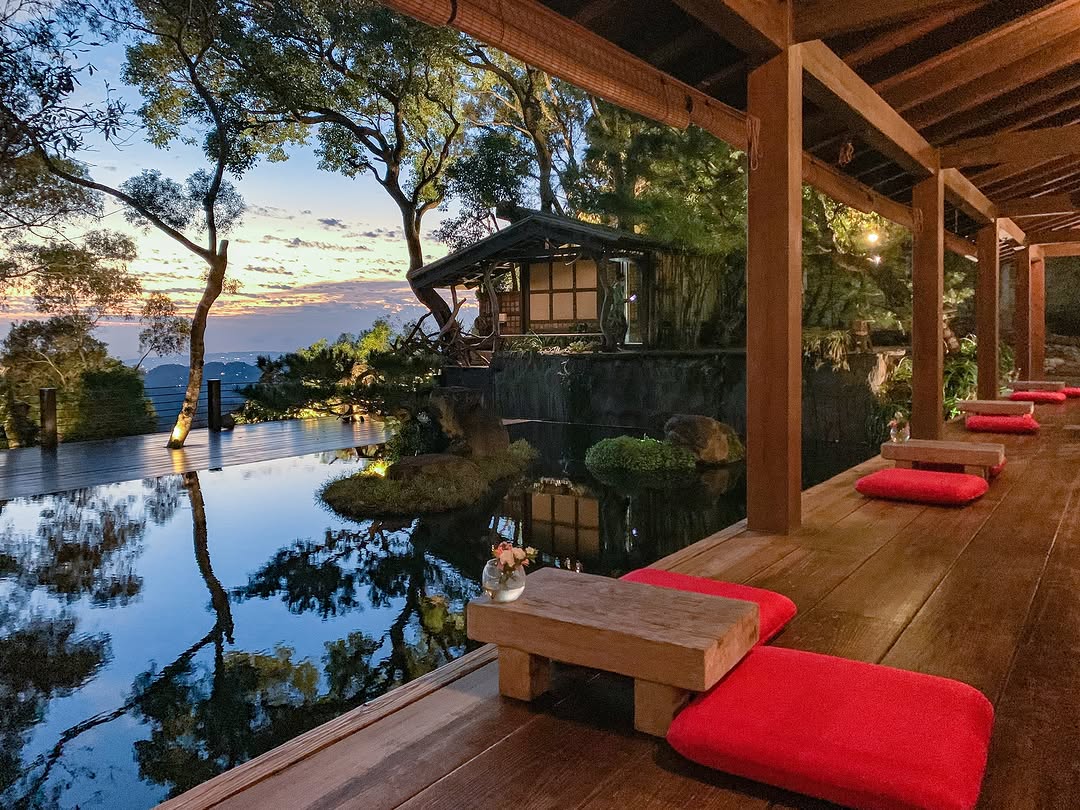 ＼ 感受異國情調，台中景點美到一秒飛出國／