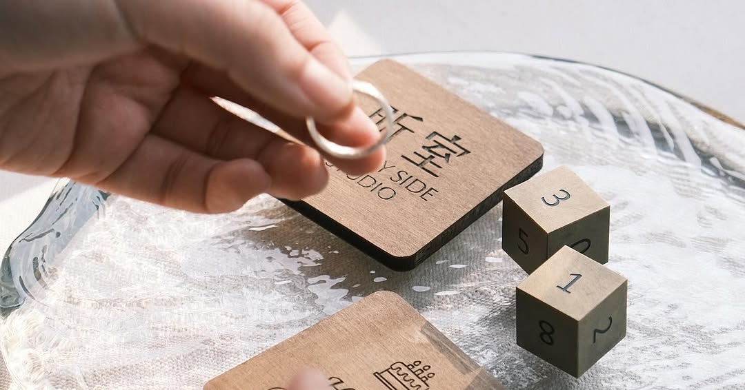 ＼ 台中情侣手作约会提案🌹银色情人节制作专属戒指！／